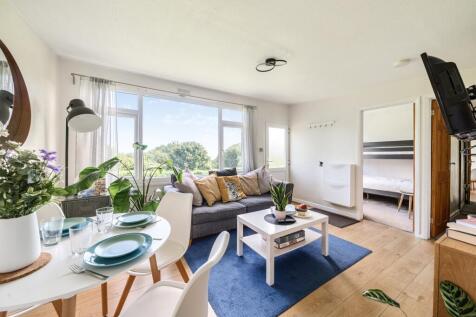 2 bedroom chalet for sale