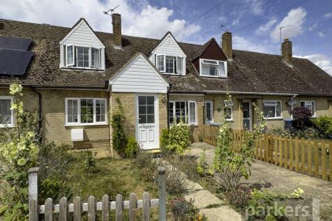Elms Road, Witney OX29 3 bed terraced house for sale