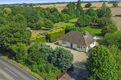 3 bedroom detached bungalow for sale