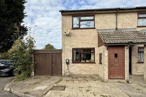 Spring Row, Stowmarket IP14 2 bed semi