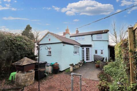 3 bedroom cottage for sale