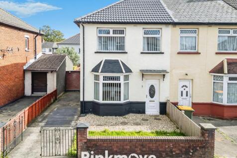 3 bedroom semi-detached house for sale