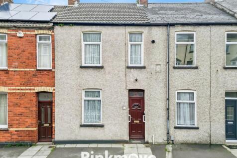 2 bedroom terraced house for sale