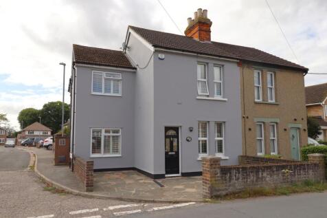 Daws Heath Road, Daws Heath... 4 bed semi