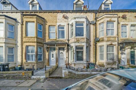 5 bedroom terraced house for sale