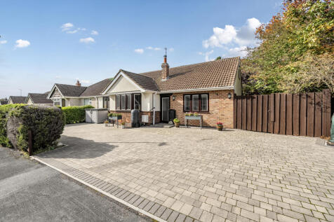 Glenwood Close, Old Town, Swindon, SN1 3 bed semi