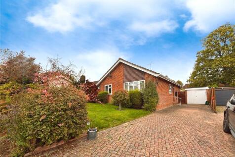Rectory Close, Ewhurst, Cranleigh 3 bed bungalow for sale