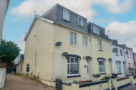 York Road, Paignton 3 bed maisonette for sale