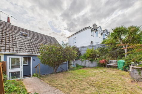 Marldon Road, Paignton 2 bed end of terrace house for sale
