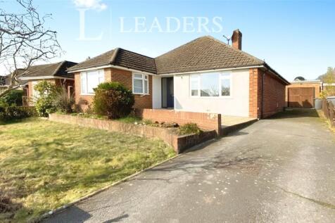 Cotwell Avenue, Waterlooville, Hampshire 4 bed bungalow for sale