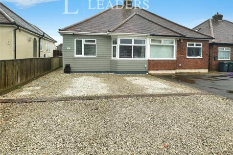 Ingledene Close, Havant, Hampshire 2 bed bungalow for sale
