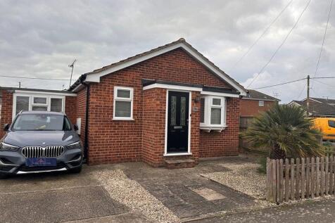 Northfalls Road, Canvey Island 2 bed bungalow for sale