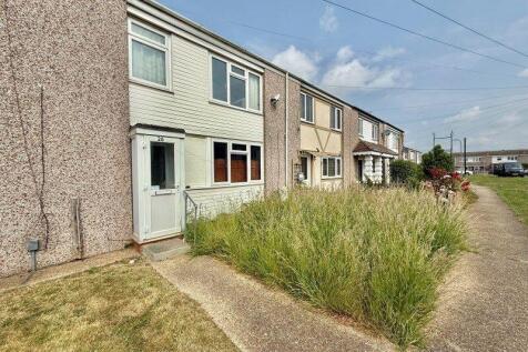 First Avenue, Canvey Island 2 bed terraced house for sale