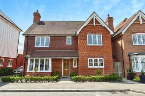 Sonning Crescent, Bognor Regis, West... 4 bed detached house for sale