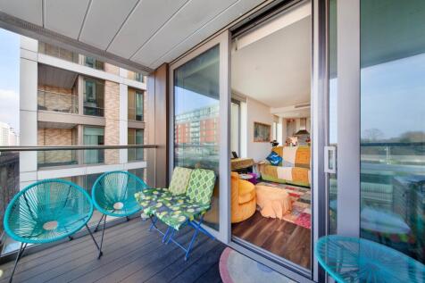 Huntington House, 11 Palmer Road, London 2 bed flat for sale