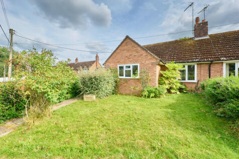1 bedroom semi-detached bungalow for sale