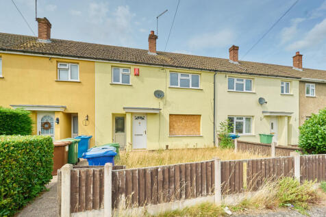 3 bedroom town house for sale