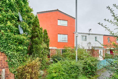 4 bedroom terraced house for sale