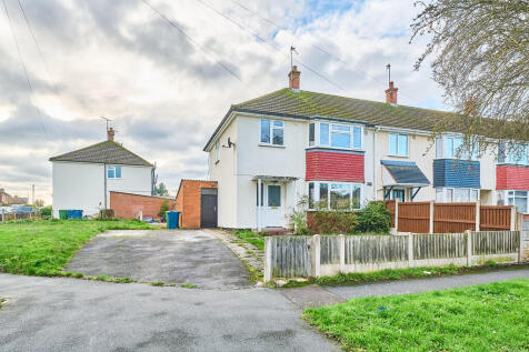 3 bedroom end of terrace house for sale