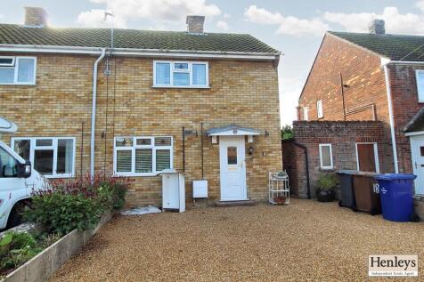 2 bedroom semi-detached house for sale