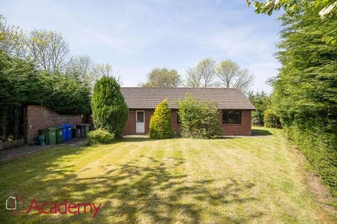 3 bedroom detached bungalow for sale