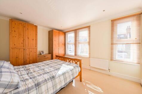 Turner Road, Walthamstow, London, E17 4 bed terraced house for sale
