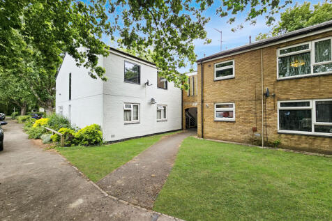 Cambridge CB4 2 bed flat for sale