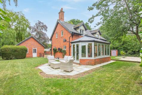 Brooke 4 bed detached house for sale