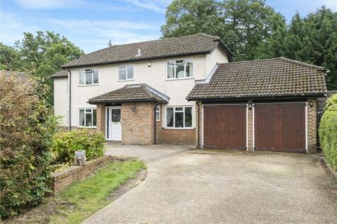 6 bedroom detached house for sale