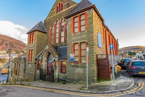 Trinity Road, Tonypandy CF40 5 bed terraced house for sale