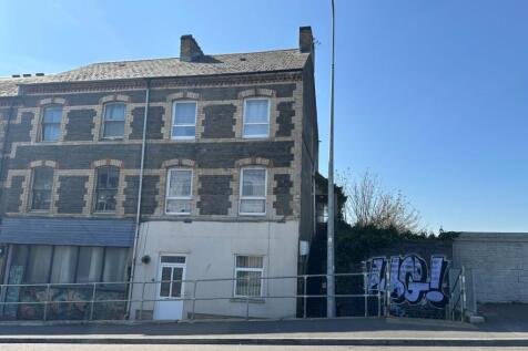Splott Road, Cardiff CF24 5 bed end of terrace house for sale