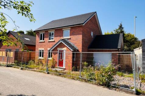 Railway Terrace, Pontyclun CF72 3 bed detached house for sale