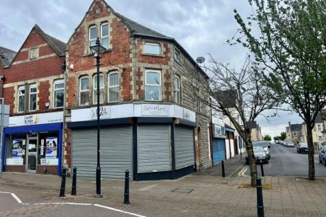 Holton Road, Barry CF63 3 bed end of terrace house for sale