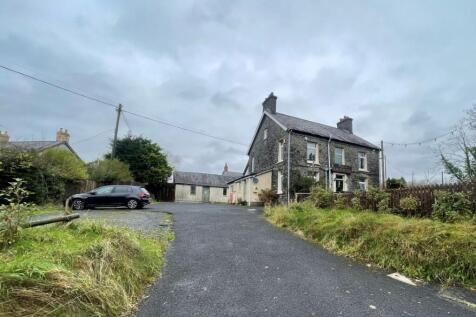 Carmarthen SA33 5 bed detached house for sale