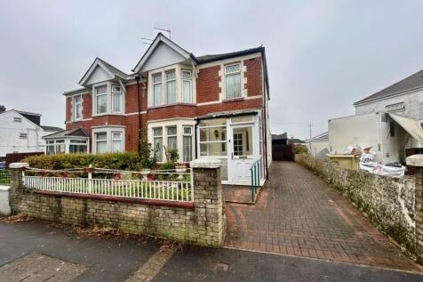 St. Fagans Road, Cardiff CF5 3 bed semi