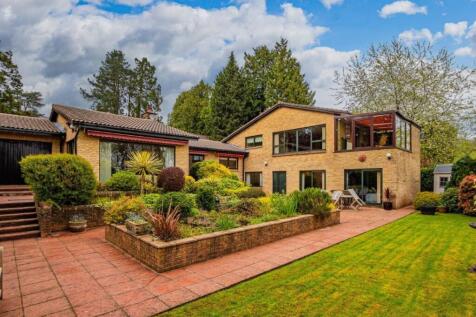 Mill Road, Cardiff CF14 4 bed detached house for sale