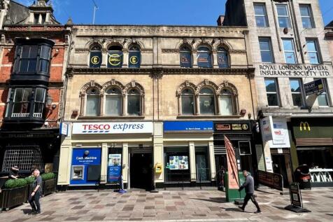 Terraced house for sale
