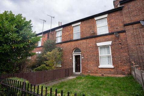 Liverpool L4 6 bed maisonette for sale