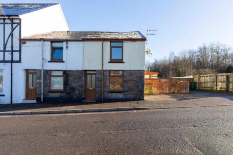 2 bedroom cottage for sale