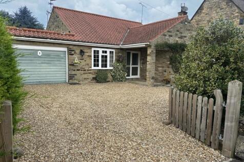 3 bedroom detached bungalow for sale