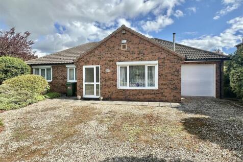 3 bedroom detached bungalow for sale