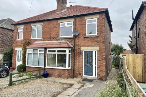 2 bedroom semi-detached house for sale