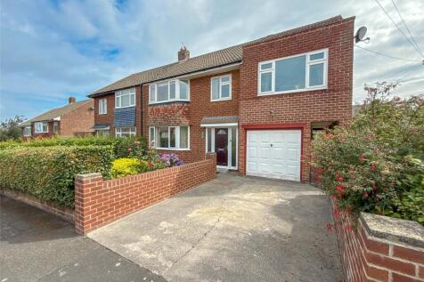 4 bedroom semi-detached house for sale