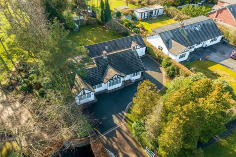Prescot Road, Aughton, L39 6RS 4 bed detached bungalow for sale
