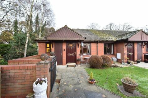 2 bedroom semi-detached bungalow for sale