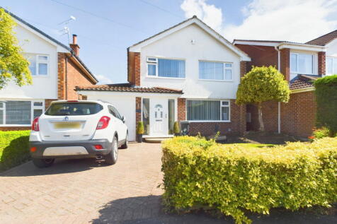 Ennerdale Drive, Aughton, L39 5HF 3 bed detached house for sale