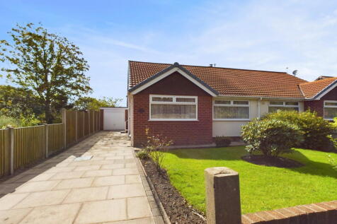 2 bedroom semi-detached bungalow for sale