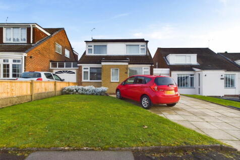 Delph Park Avenue, Aughton, L39 5DG 4 bed link detached house for sale