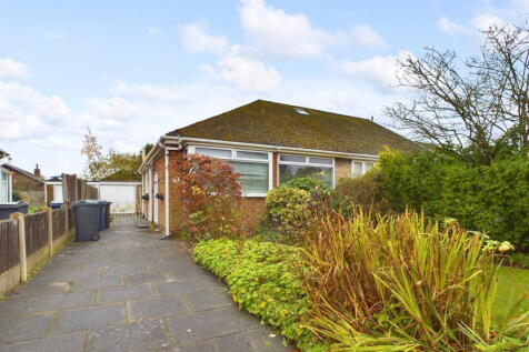 2 bedroom semi-detached bungalow for sale