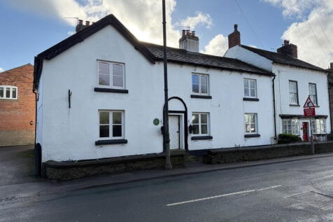 Derby House, Ash Brow, Newburgh, WN8 7NF 2 bed semi